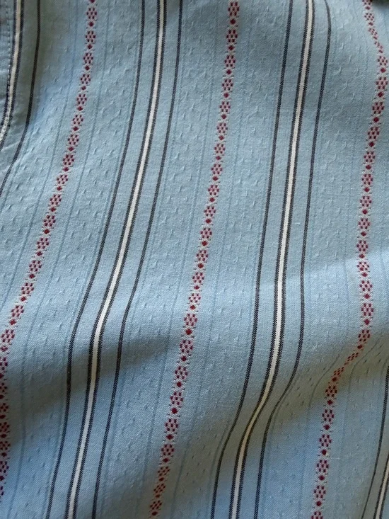 Banana Republic Light Blue Short-Sleeve Button-Up Shirt - Picture 3 of 5